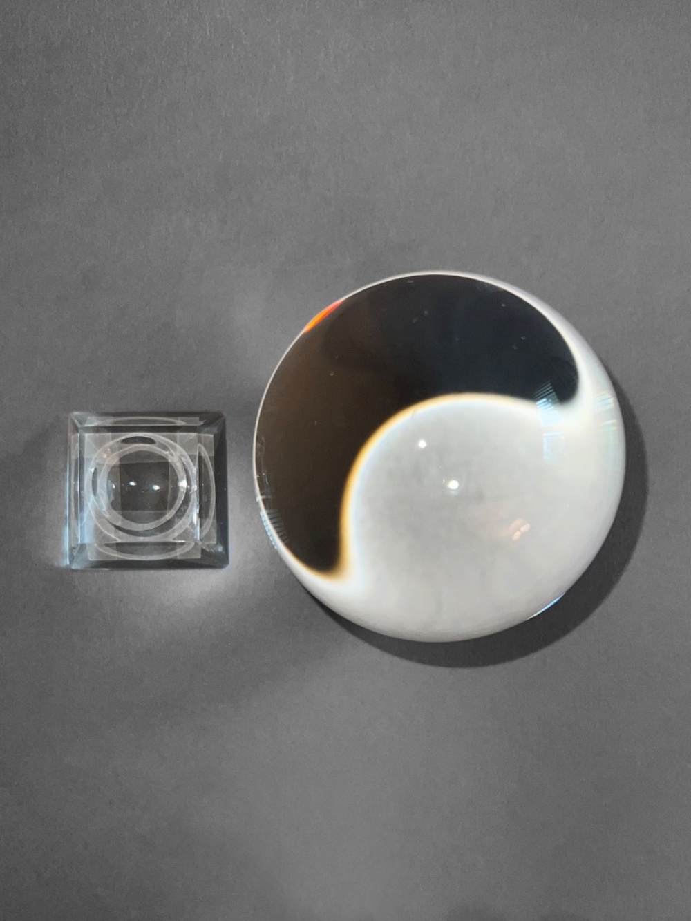 Small Crystal Ball - Picture 2 of 6